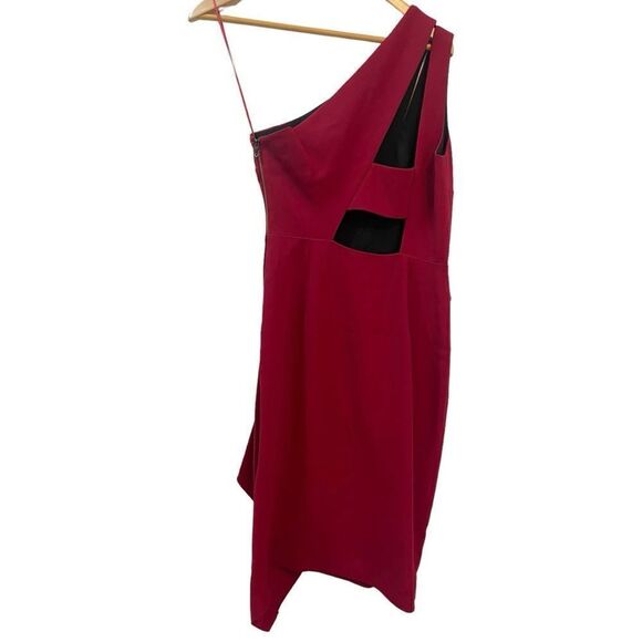 ROLAND MOURET Cutout One-Shoulder Asymmetric Drape Fitted Dress in Burgundy - Picture 10 of 11